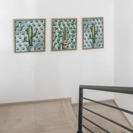 Lantana Villa