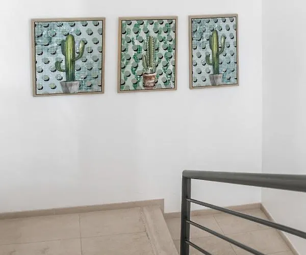 Lantana Villa
