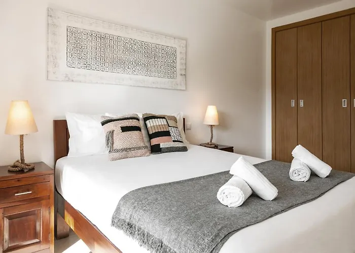 Villa Lantana *